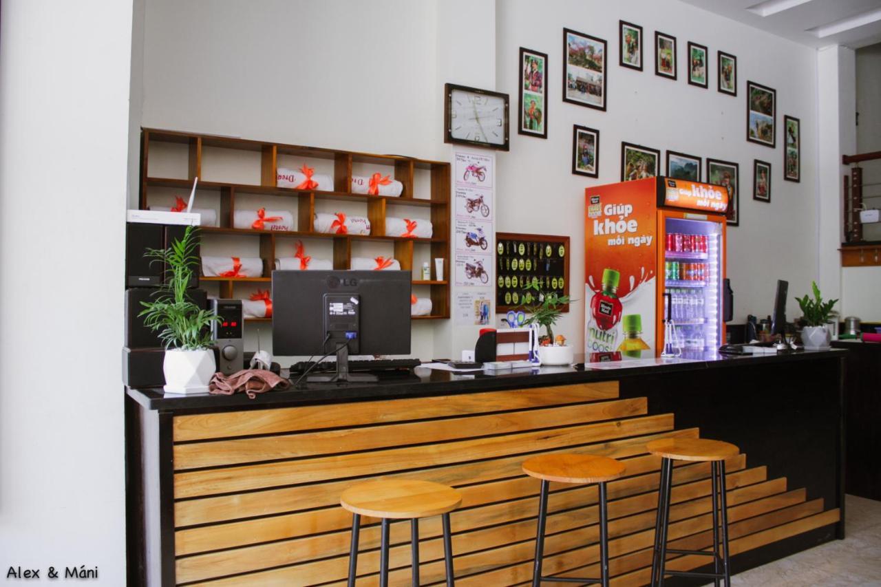 Bong Hostel Ha Giang Loop Exteriör bild